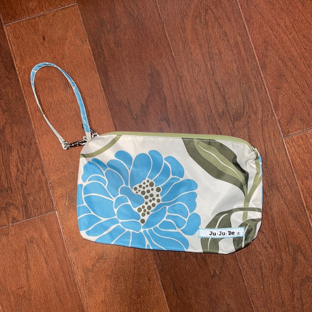 JujuBe wristlet floral pattern retired. always used in a beach bag ~ clean